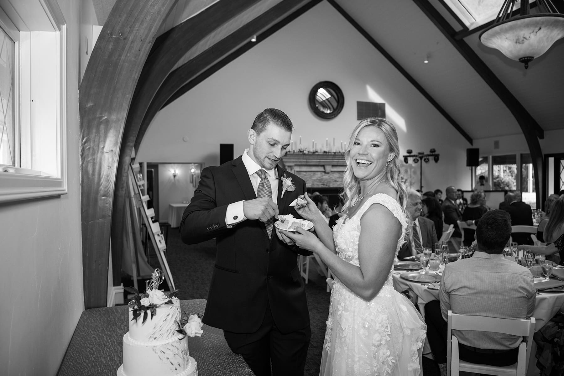 Excited reactions captured during cake cutting 