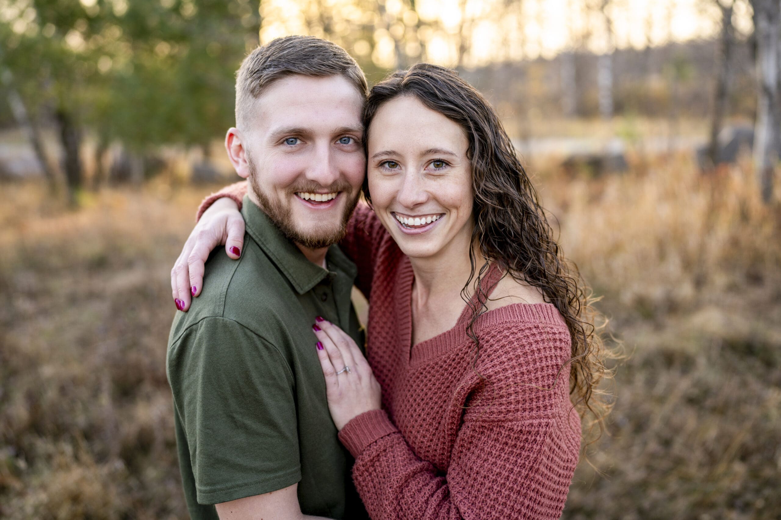 Coordinated engagement outfits featured in a guide on how to prepare for an engagement session in Wisconsin