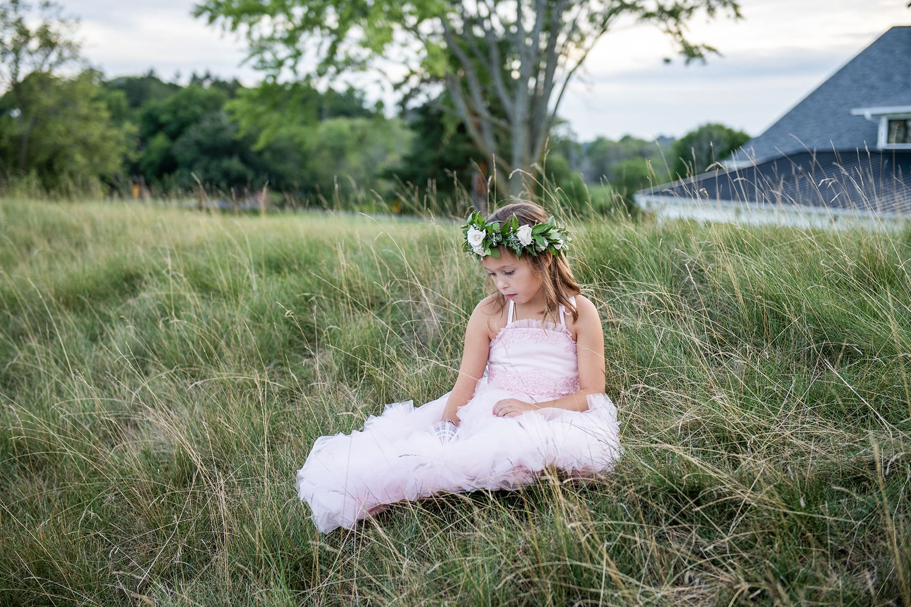 Candid wedding day moments at the 1896 Room wedding venue